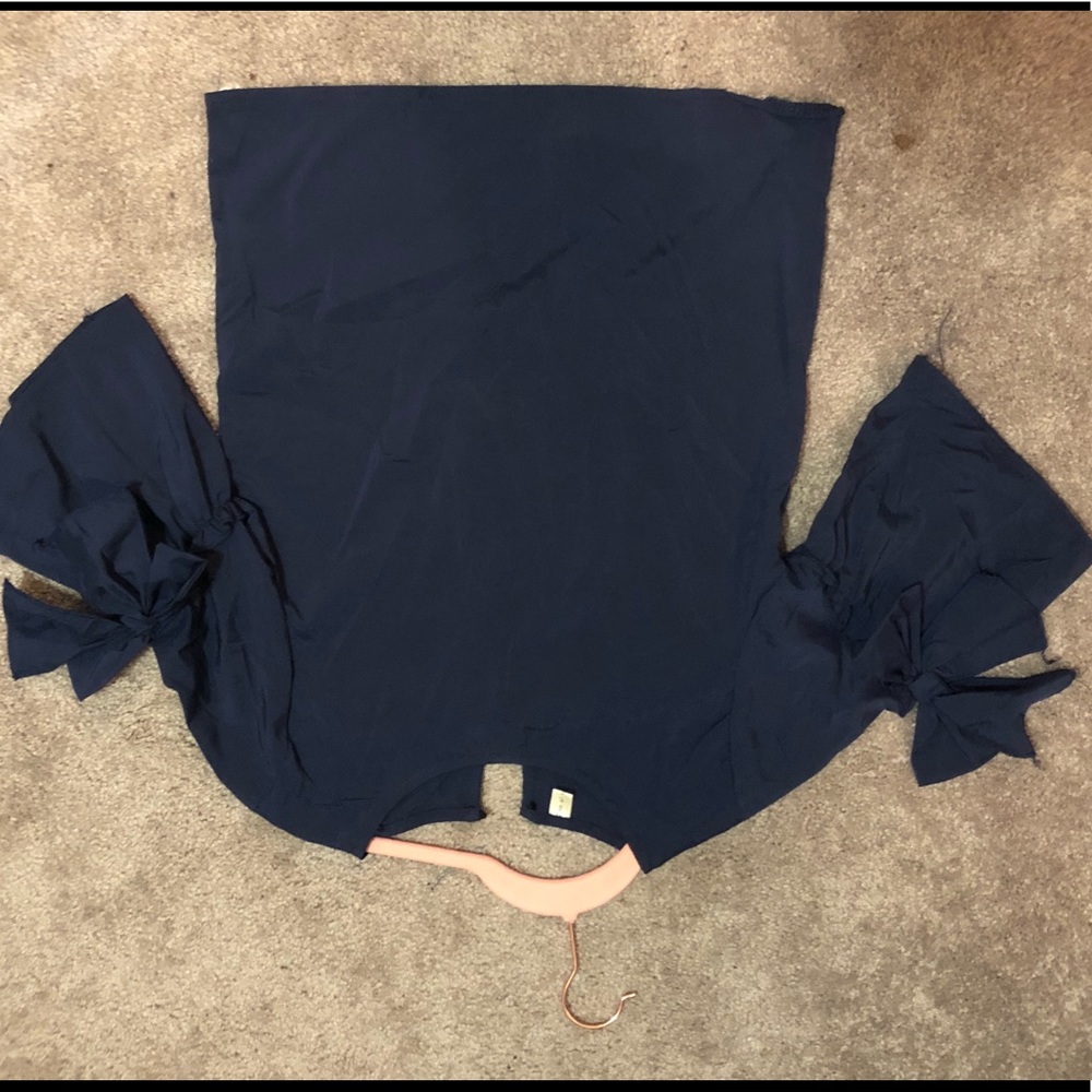Navy bow tie blouse size small